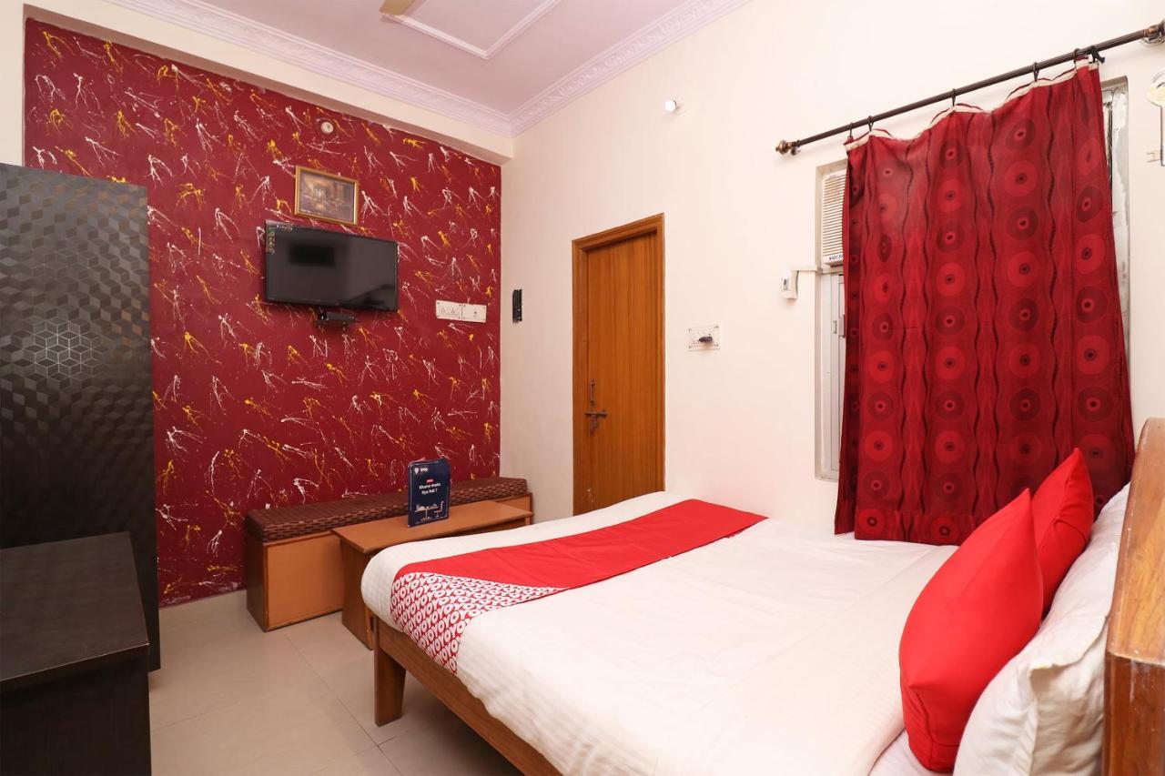 Oyo 1021 Hotel Gayatri Residency Tirath Exterior photo